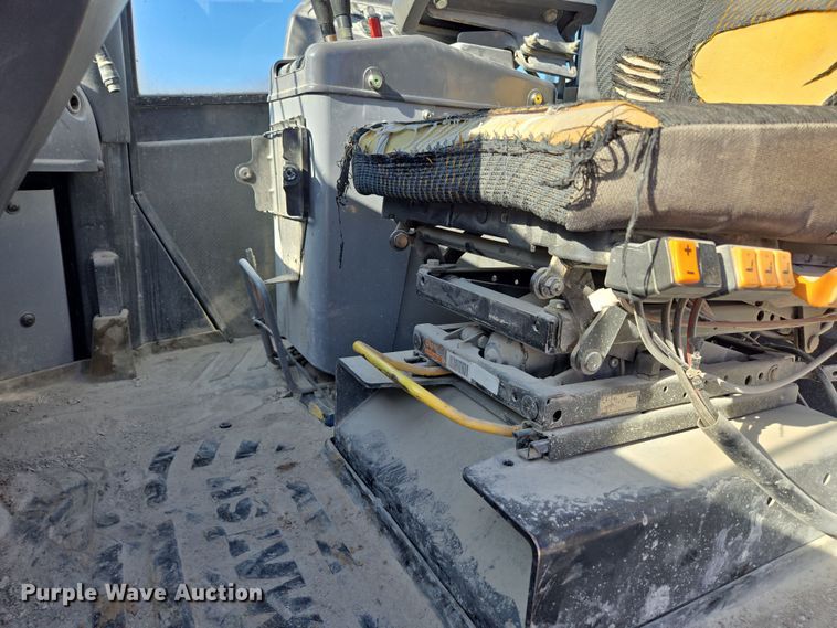 image for item DS5281 2006 Komatsu WA380-6 wheel loader