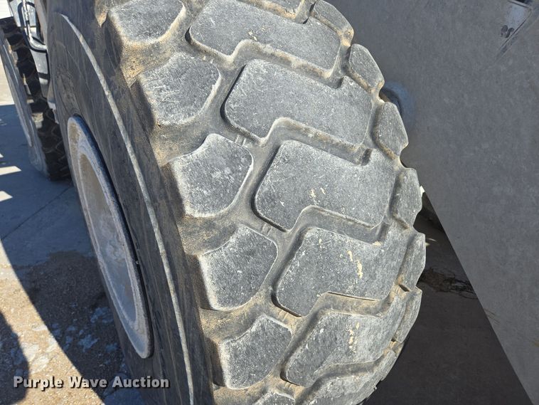 image for item DS5281 2006 Komatsu WA380-6 wheel loader