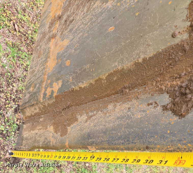 image for item DS5360 2004 Vermeer RT 650 vibratory cable plow