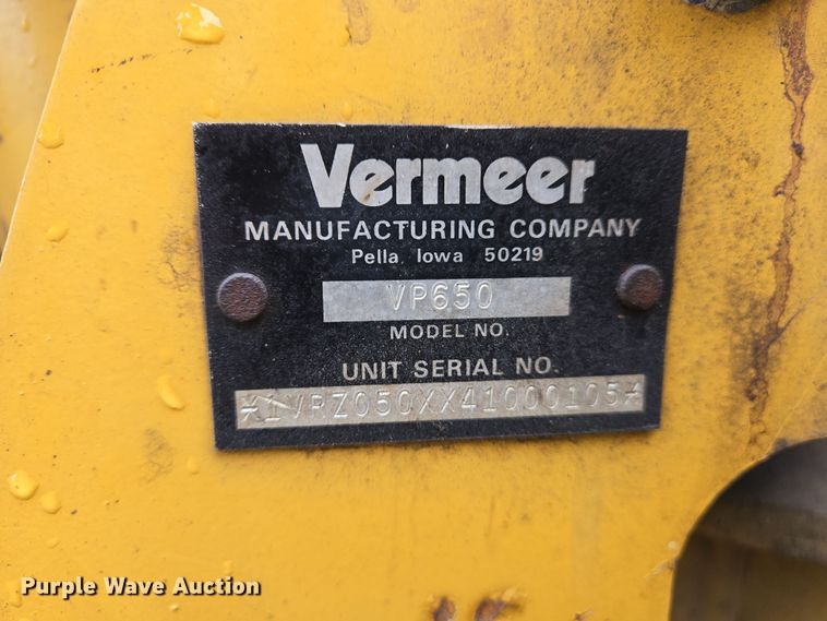 image for item DS5360 2004 Vermeer RT 650 vibratory cable plow