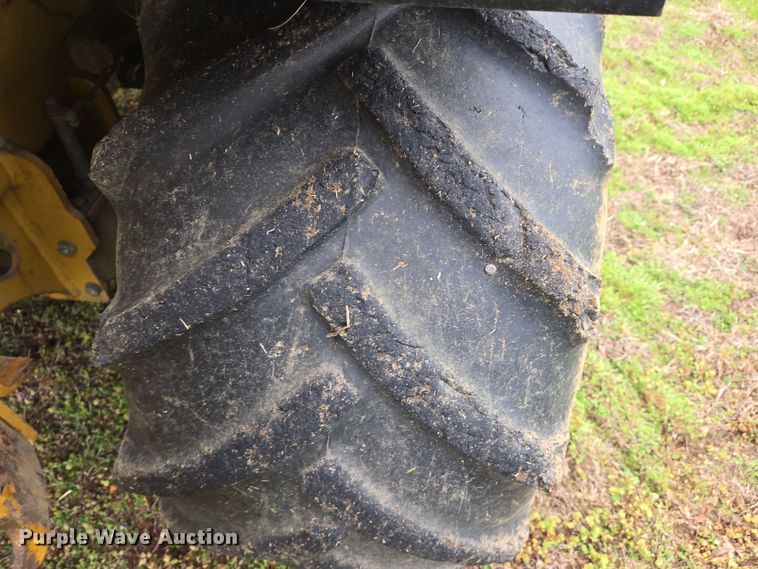 image for item DS5360 2004 Vermeer RT 650 vibratory cable plow