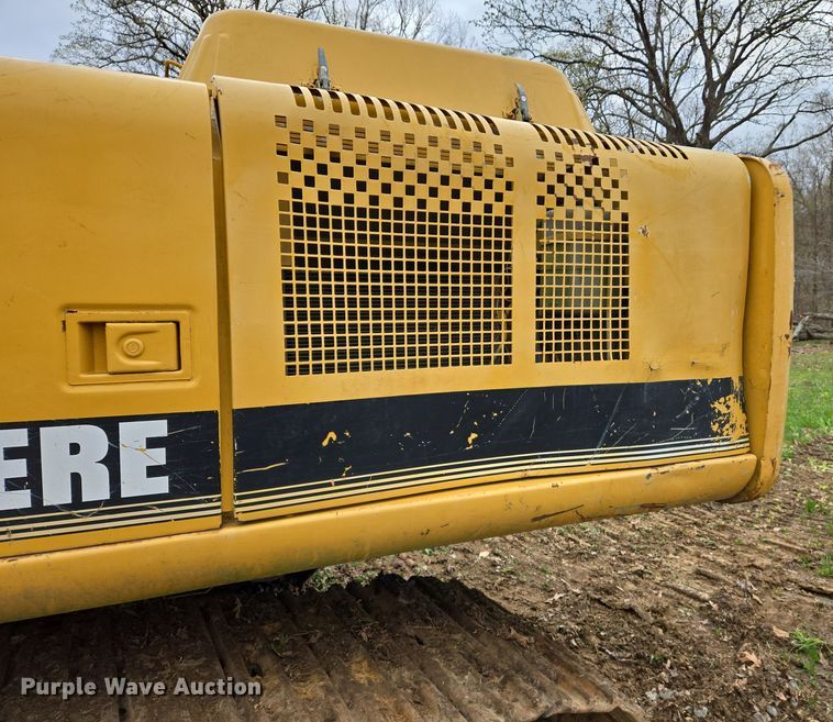 image for item DS5365 1995 John Deere 892E LC excavator