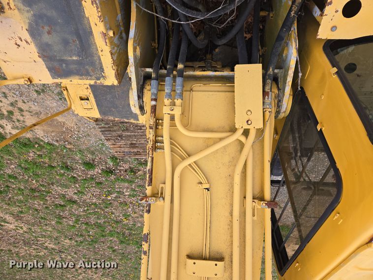 image for item DS5365 1995 John Deere 892E LC excavator