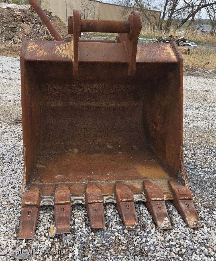 image for item DS5365 1995 John Deere 892E LC excavator