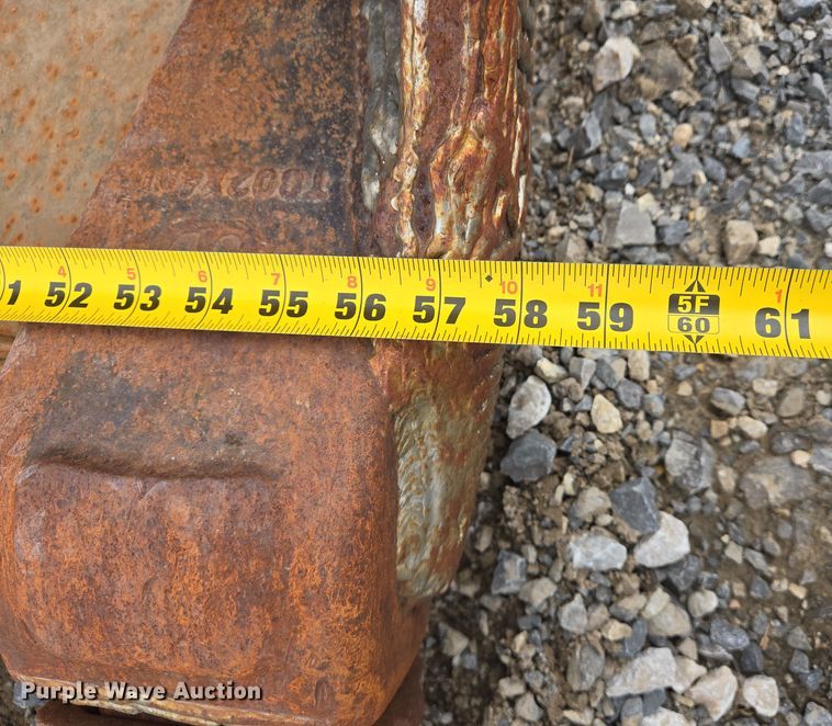 image for item DS5365 1995 John Deere 892E LC excavator