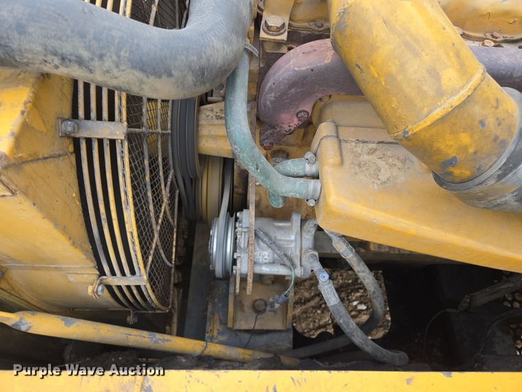 image for item DS5365 1995 John Deere 892E LC excavator