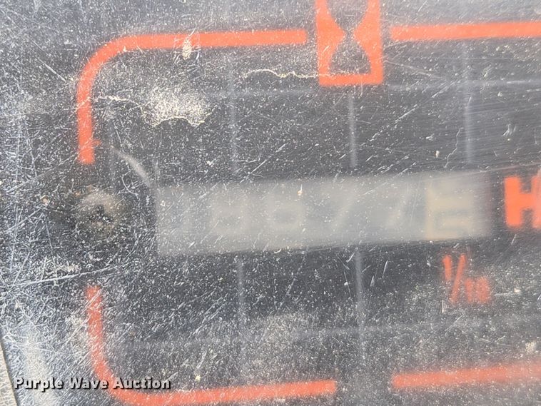 image for item DS5365 1995 John Deere 892E LC excavator