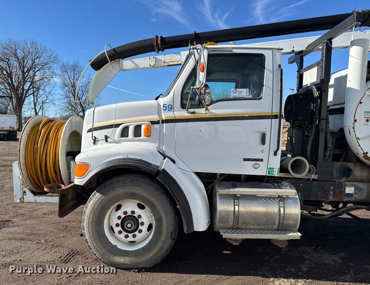 image for item DT0544 2001 Sterling 3126 sewer jetter truck
