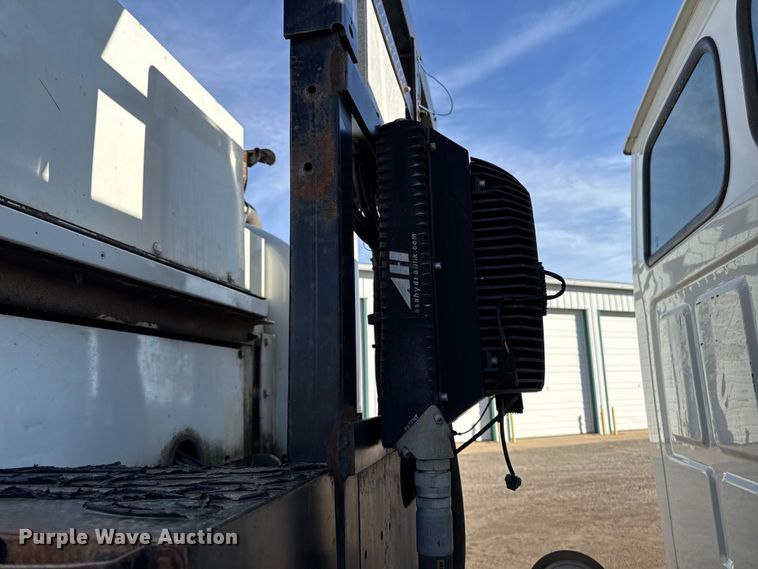 image for item DT0544 2001 Sterling 3126 sewer jetter truck