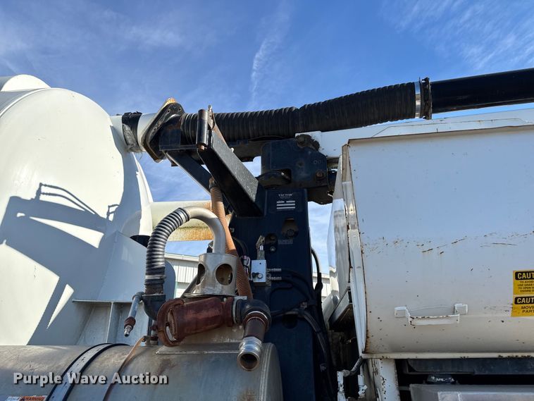 image for item DT0544 2001 Sterling 3126 sewer jetter truck