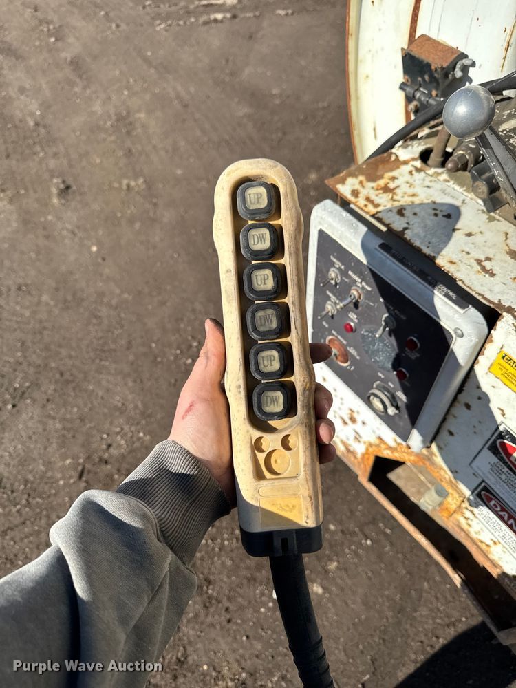 image for item DT0544 2001 Sterling 3126 sewer jetter truck