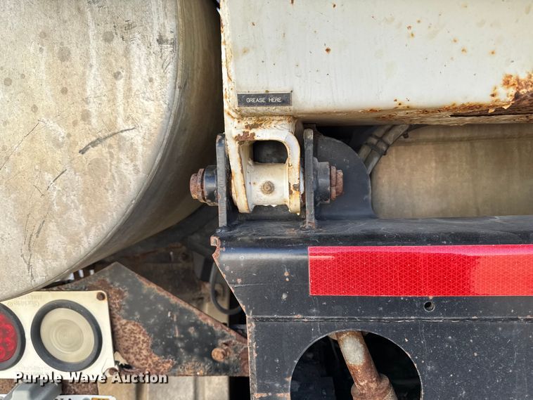 image for item DT0544 2001 Sterling 3126 sewer jetter truck