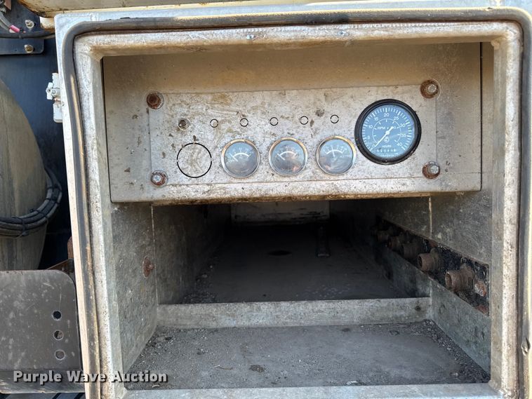 image for item DT0544 2001 Sterling 3126 sewer jetter truck