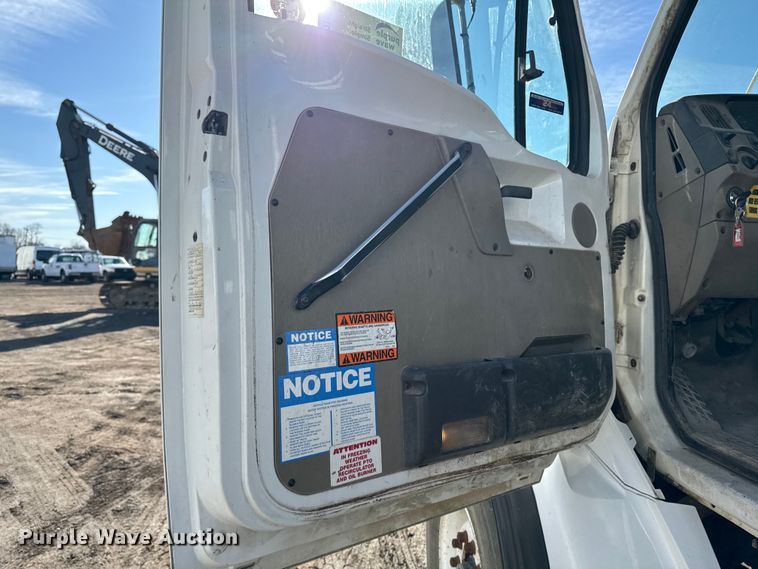 image for item DT0544 2001 Sterling 3126 sewer jetter truck