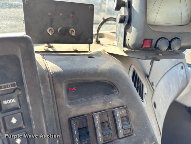 image for item DT0544 2001 Sterling 3126 sewer jetter truck