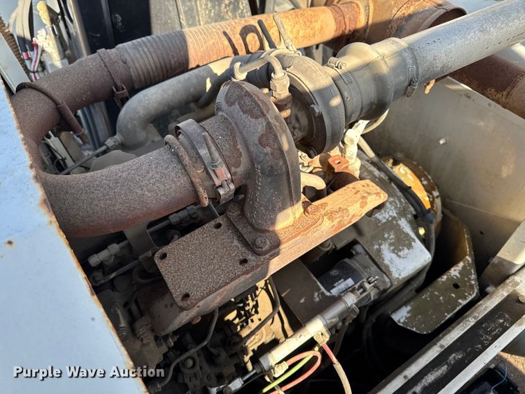 image for item DT0544 2001 Sterling 3126 sewer jetter truck