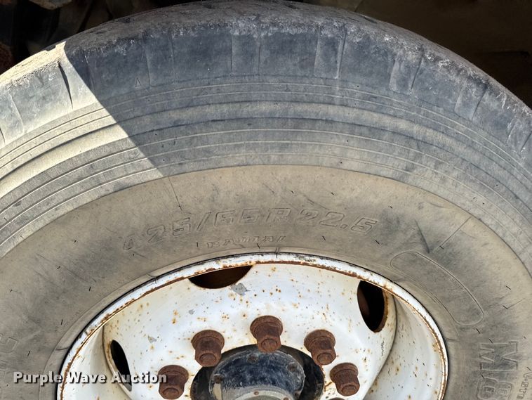 image for item DT0544 2001 Sterling 3126 sewer jetter truck