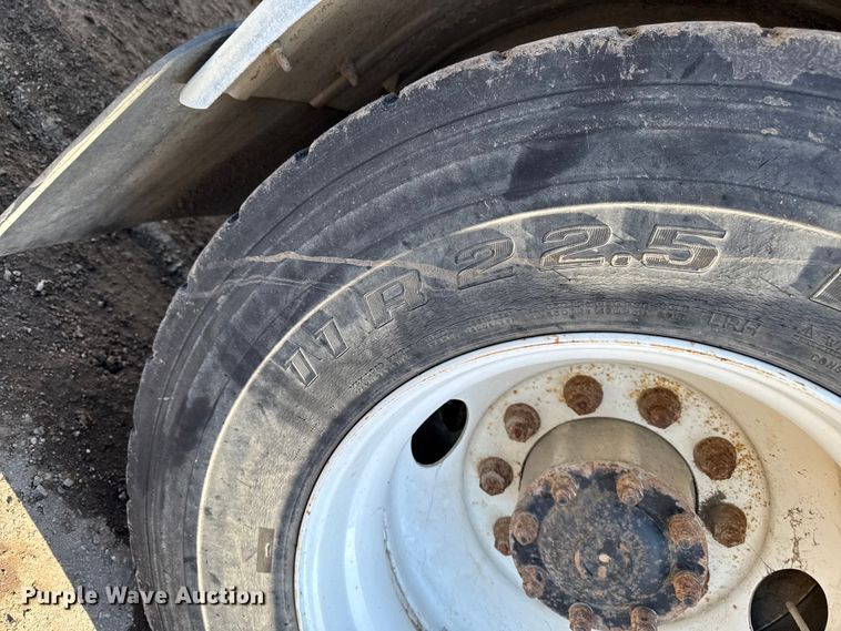 image for item DT0544 2001 Sterling 3126 sewer jetter truck