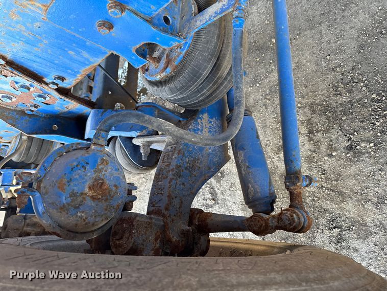 image for item DT0633 2005 Freightliner Columbia dump truck