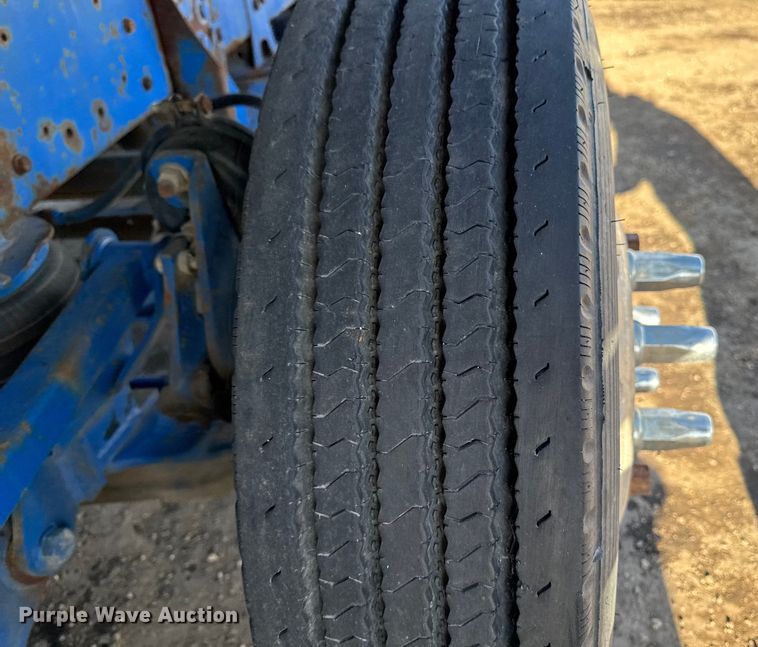 image for item DT0633 2005 Freightliner Columbia dump truck