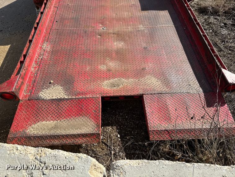 image for item DT0634 2007 Imperial tilt deck equipment trailer