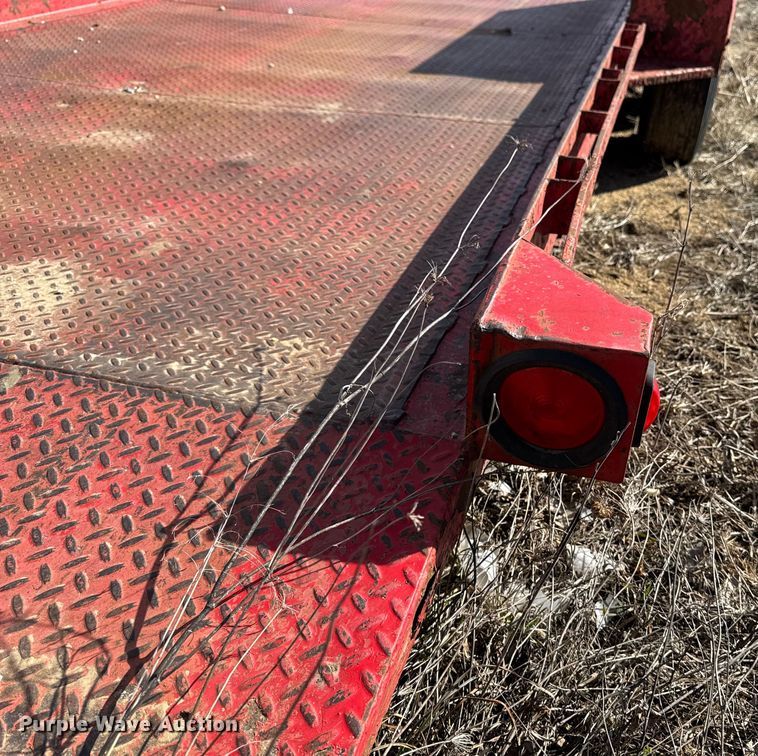 image for item DT0634 2007 Imperial tilt deck equipment trailer