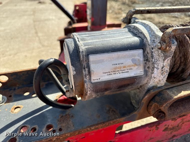 image for item DT0634 2007 Imperial tilt deck equipment trailer