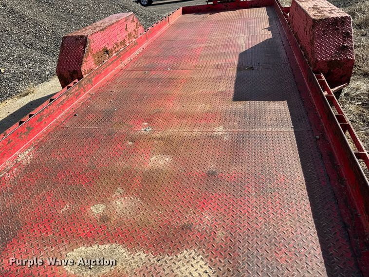 image for item DT0634 2007 Imperial tilt deck equipment trailer