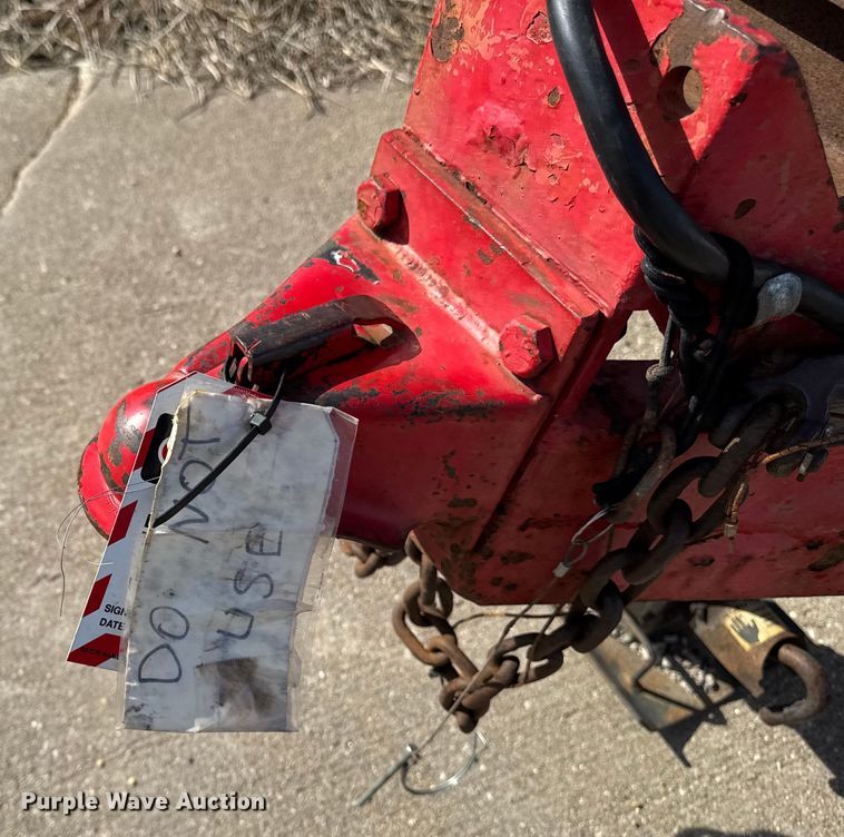 image for item DT0634 2007 Imperial tilt deck equipment trailer