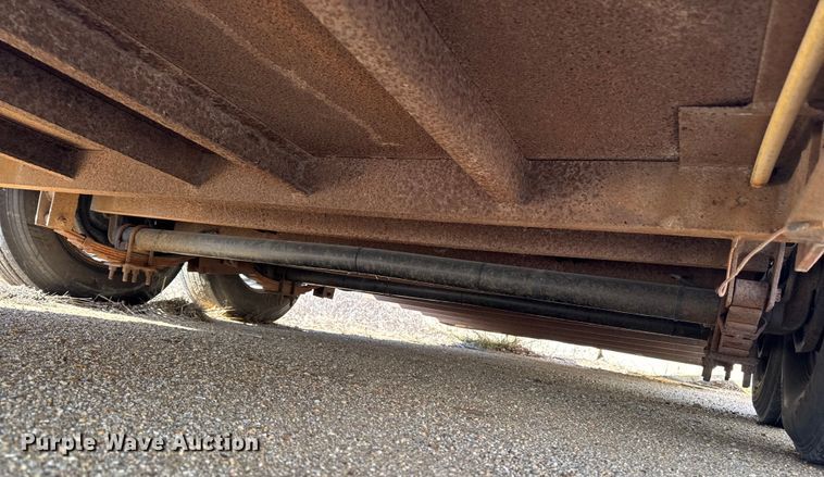 image for item DT0634 2007 Imperial tilt deck equipment trailer