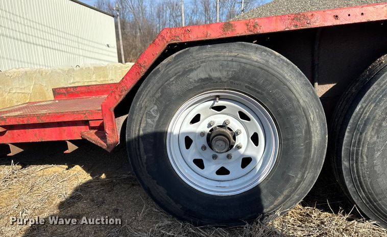 image for item DT0634 2007 Imperial tilt deck equipment trailer