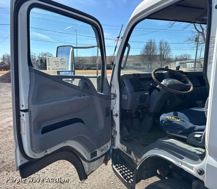 image for item DT0636 2007 Sterling Mitsubishi Fuso dump truck