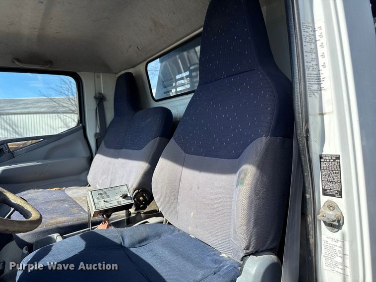 image for item DT0636 2007 Sterling Mitsubishi Fuso dump truck