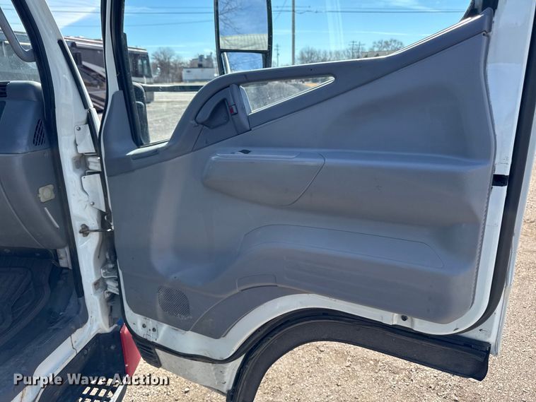 image for item DT0636 2007 Sterling Mitsubishi Fuso dump truck