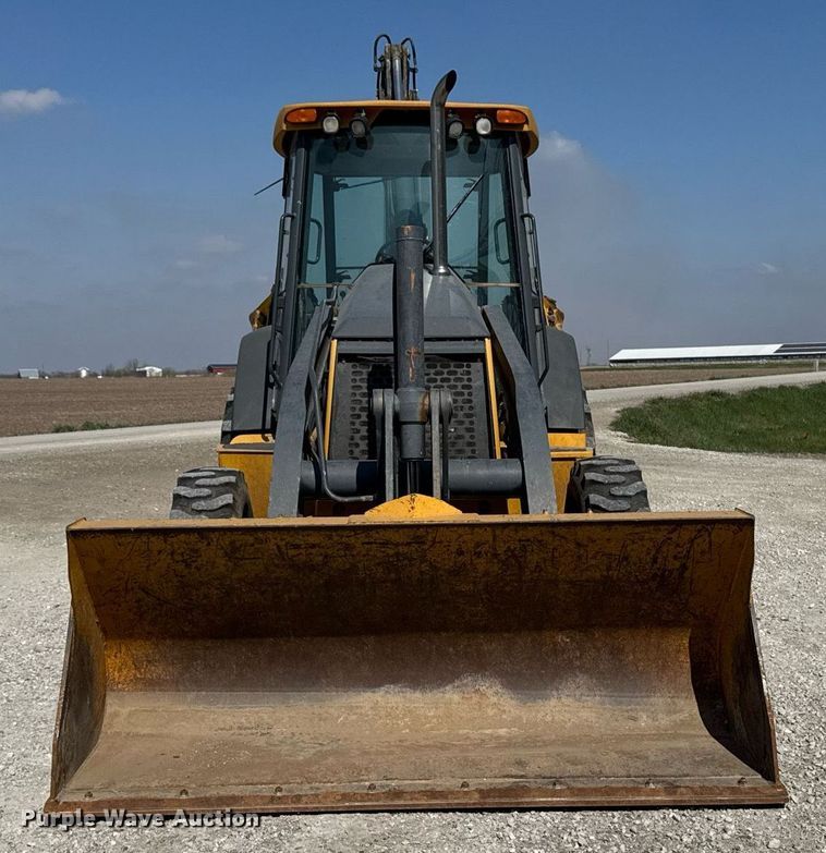 image for item DT0691 2010 John Deere 410J backhoe