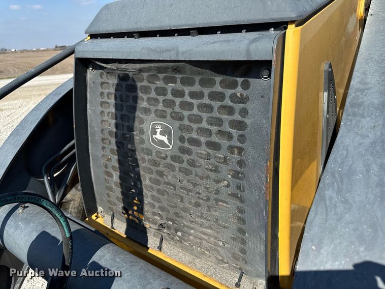 image for item DT0691 2010 John Deere 410J backhoe