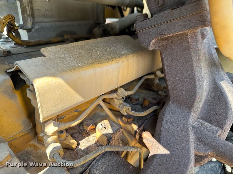 image for item DT0691 2010 John Deere 410J backhoe