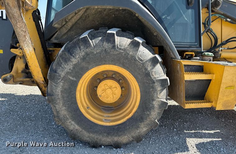 image for item DT0691 2010 John Deere 410J backhoe