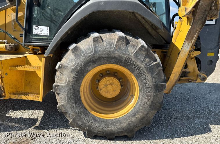 image for item DT0691 2010 John Deere 410J backhoe