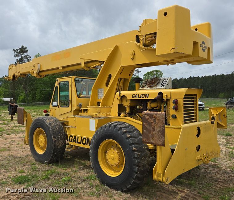 image for item DT4777 1998 Galion 150FA crane