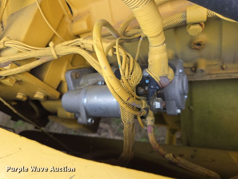 image for item DT4777 1998 Galion 150FA crane