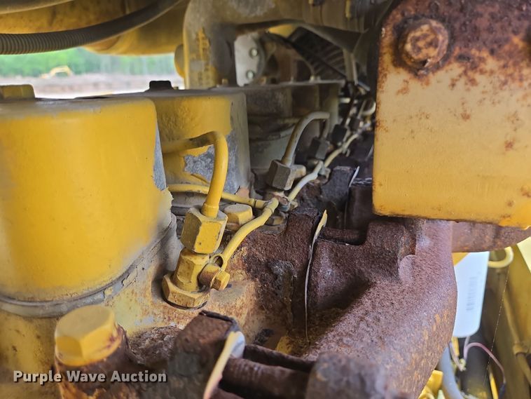 image for item DT4777 1998 Galion 150FA crane