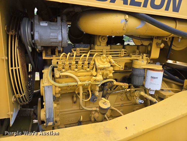 image for item DT4777 1998 Galion 150FA crane