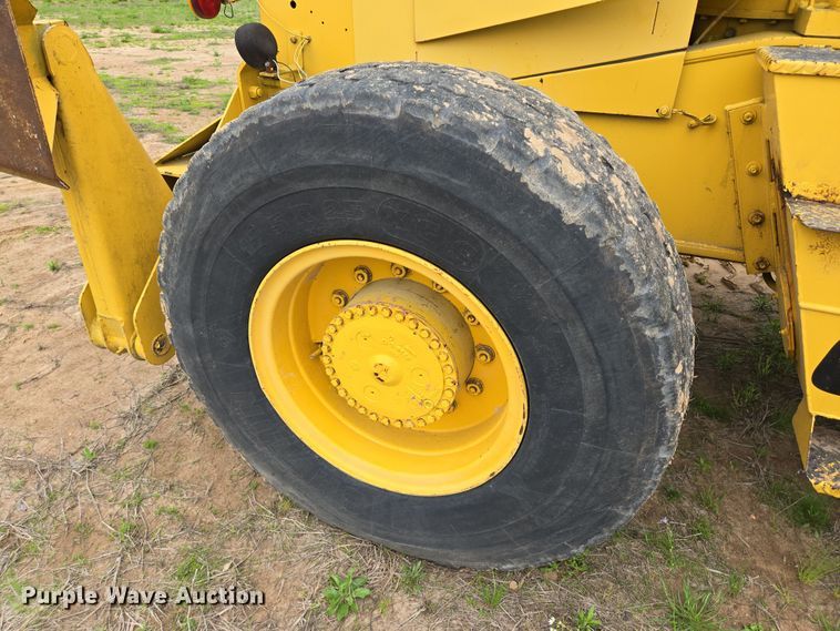 image for item DT4777 1998 Galion 150FA crane