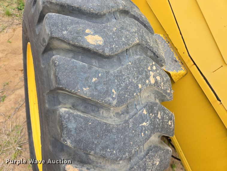 image for item DT4777 1998 Galion 150FA crane