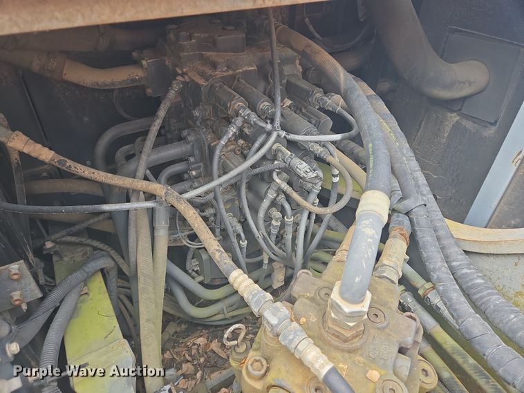 image for item DT4789 2008 Link Belt 210X2 excavator