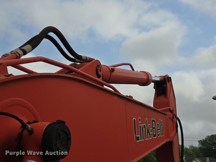 image for item DT4789 2008 Link Belt 210X2 excavator