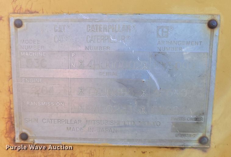 image for item DT4802 1993 Caterpillar D3C dozer