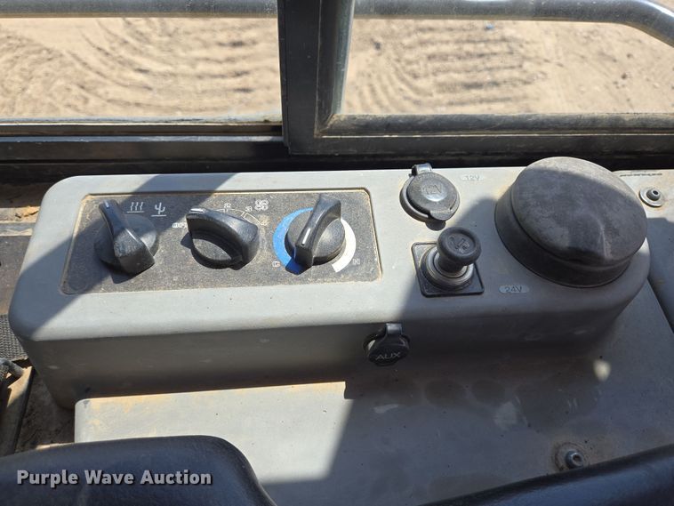 image for item DT4816 2019 Komatsu D51PX-24 dozer