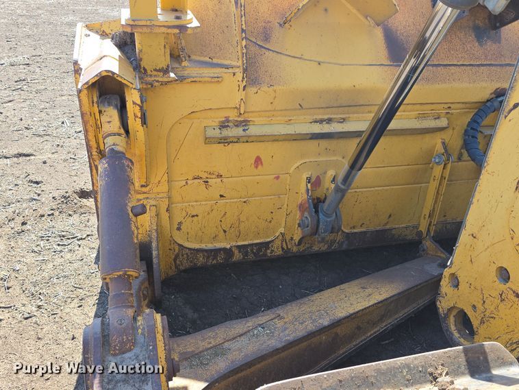 image for item DT6781 2012 John Deere 850K dozer